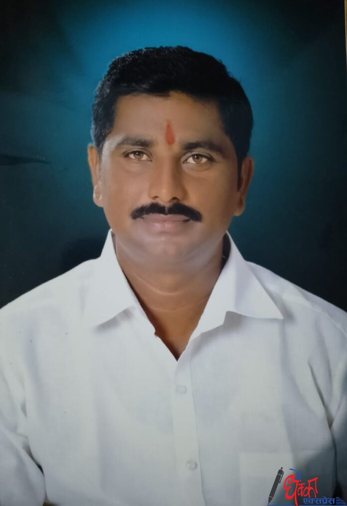 Dattatraya Samarth as District Vice President