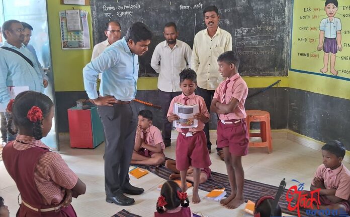 Collector's visit to Bhagwanpur